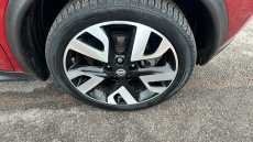 Nissan Juke 1.2 DiG-T N-Connecta 5dr Petrol Hatchback